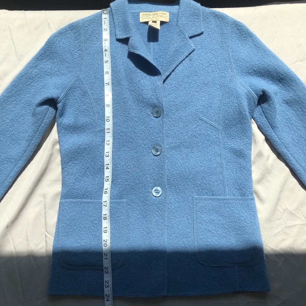 Woman’s blazer